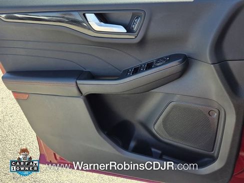 Used 2025 Ford Escape ST-Line image 28