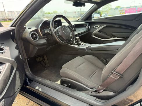 Used 2016 Chevrolet Camaro LT image 13