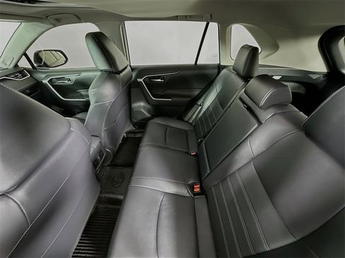 Used 2024 Toyota RAV4 XLE Premium image 5