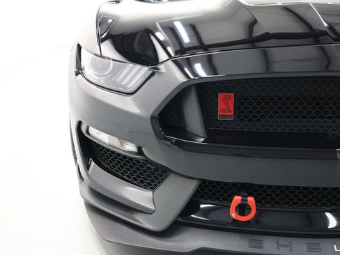 Used 2019 Ford Mustang Shelby GT350R w/ GT350R Equipment Group 920A RWD image 60
