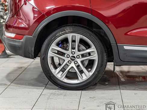 Used 2018 Lincoln MKC Reserve w/ Lincoln MKC Climate Package image 11