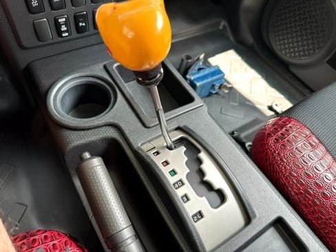 Used 2013 Toyota FJ Cruiser 2WD image 44