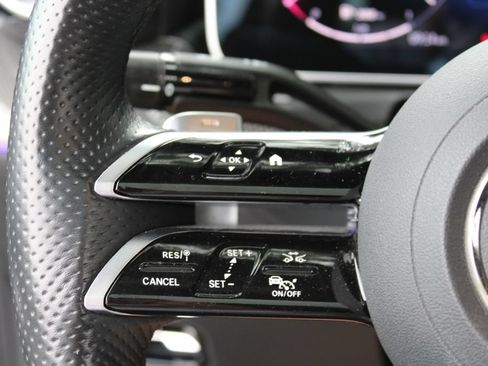 Used 2025 Mercedes-Benz CLE 300 4MATIC Coupe w/ AMG Line image 15