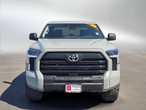 Used 2024 Toyota Tundra SR5 w/ SR5 Premium Package AWD/4WD image 8
