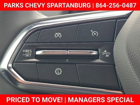 New 2025 Chevrolet Suburban Premier image 32