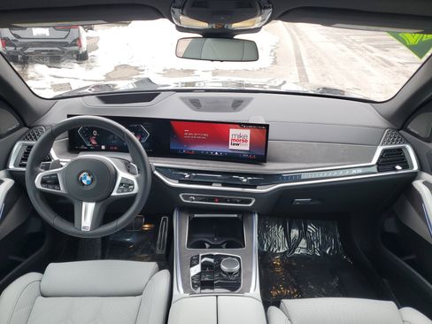 Certified 2025 BMW X5 xDrive40i w/ M Sport Package image 22