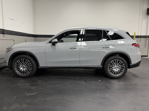 Certified 2025 Mercedes-Benz GLC 300 image 9