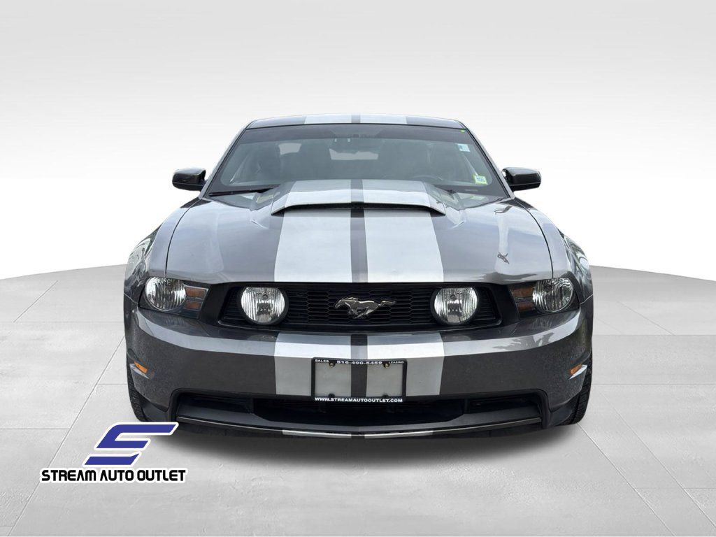 Used 2012 Ford Mustang GT Premium w/ Electronics Pkg RWD image 2