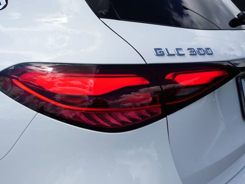 Certified 2025 Mercedes-Benz GLC 300 4MATIC image 15