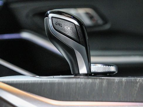 Used 2022 BMW 330e RWD image 20