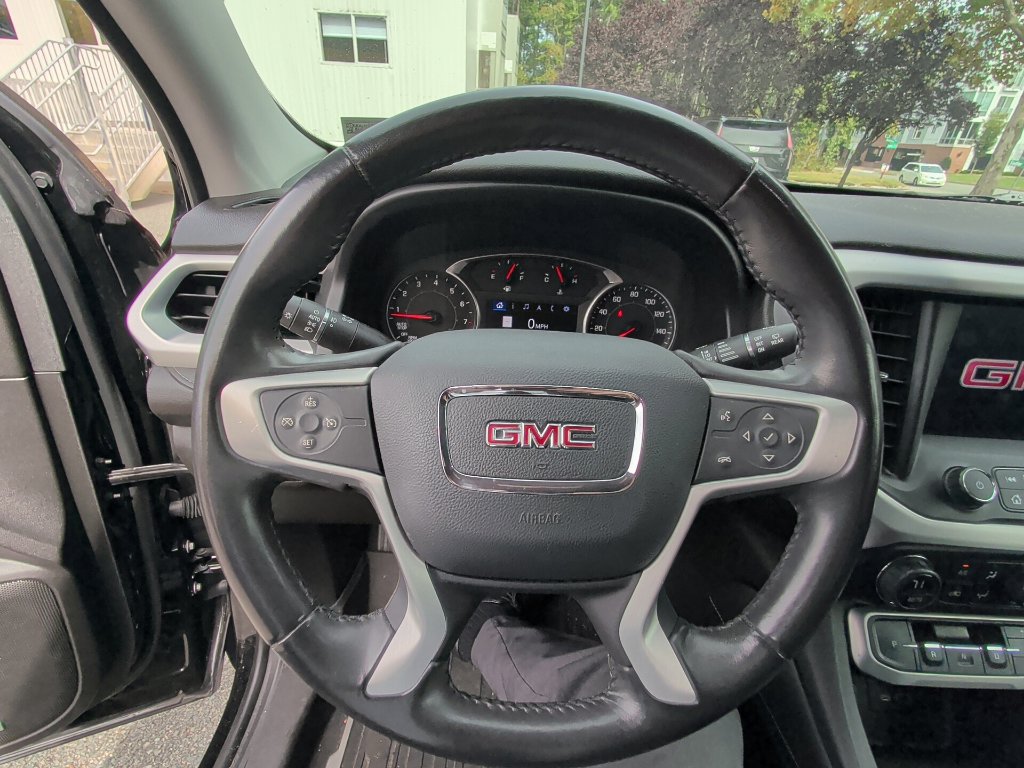 Used 2020 GMC Acadia SLT AWD/4WD image 15