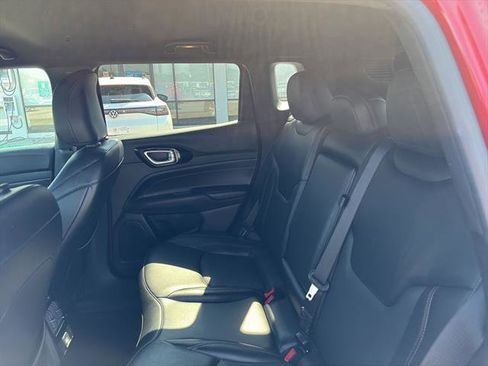 Used 2023 Jeep Compass Limited image 88