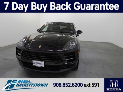 Used 2019 Porsche Macan AWD/4WD image 1