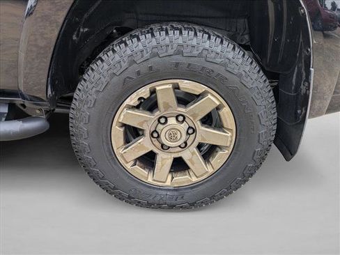 Used 2020 Toyota 4Runner TRD Off-Road Premium AWD/4WD image 6