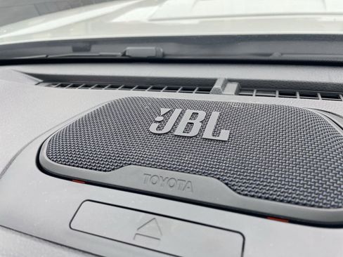 Used 2025 Toyota Tacoma TRD Sport image 61