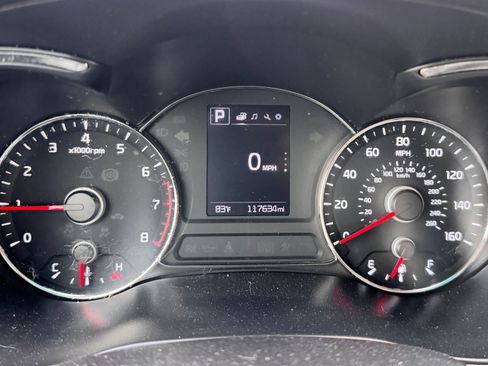 Used 2018 Kia Forte S FWD image 19