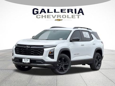 New 2026 Chevrolet Equinox LT w/ Midnight Edition FWD image 2