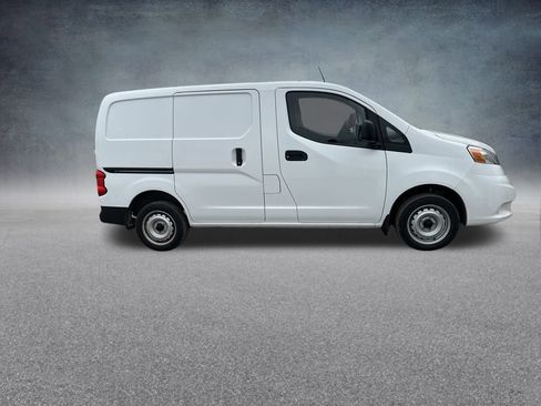 Used 2020 Nissan NV200 S image 6