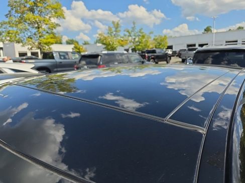 Used 2025 Jaguar F-PACE R-Dynamic S AWD/4WD image 7