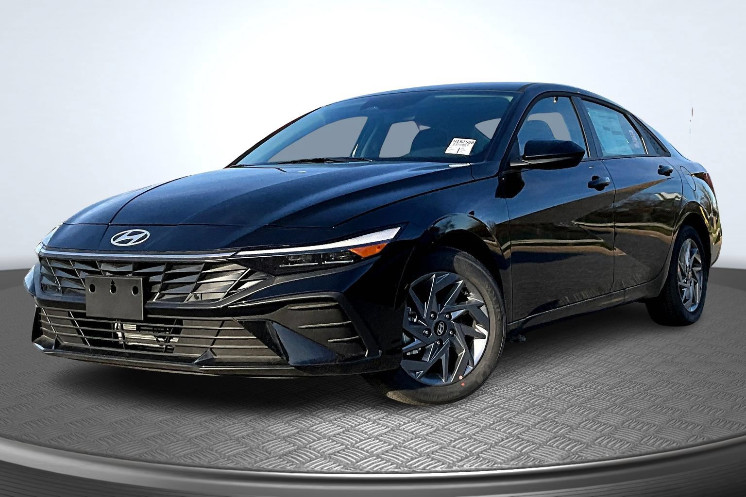 New 2026 Hyundai Elantra Hybrid FWD image 1