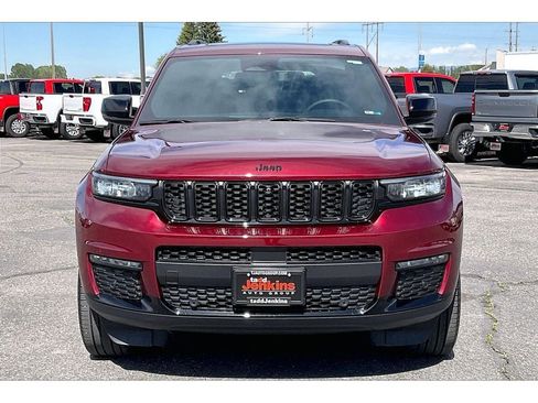 Used 2024 Jeep Grand Cherokee L Limited w/ Luxury Tech Group II AWD/4WD image 3
