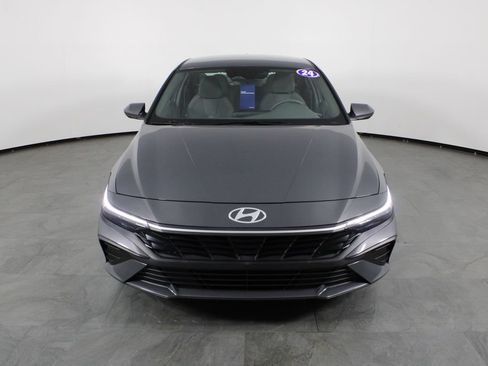 Certified 2024 Hyundai Elantra SEL FWD image 14
