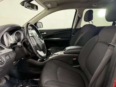 Used 2019 Dodge Journey SE w/ Connectivity Group image 17