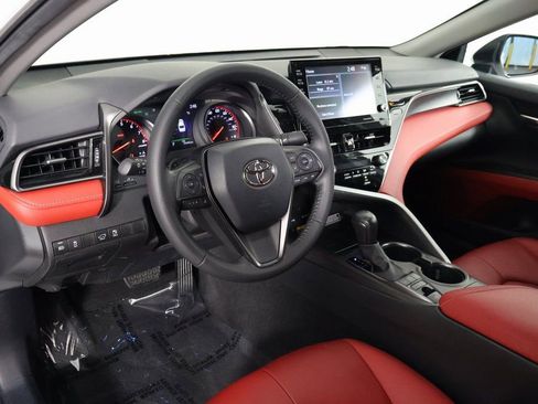 Used 2021 Toyota Camry XSE image 7