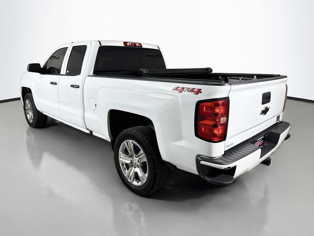 Used 2019 Chevrolet Silverado 1500 Custom w/ Custom Convenience Package AWD/4WD image 5