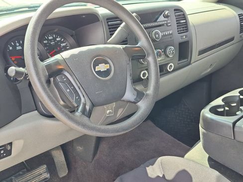 Used 2013 Chevrolet Silverado 1500 W/T RWD image 10