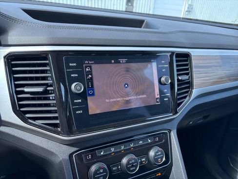 Used 2023 Volkswagen Atlas SEL AWD/4WD image 21