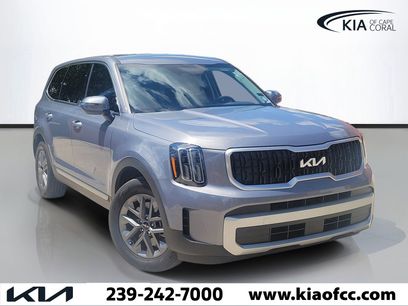 Used 2024 Kia Telluride LX