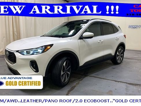 Certified 2023 Ford Escape Platinum w/ Premium Technology Package image 49