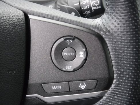 Used 2023 Honda Passport EX-L image 31