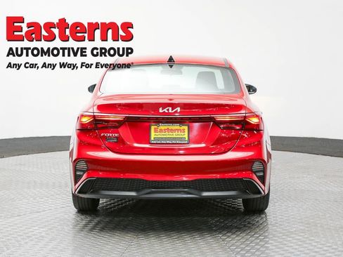 Used 2023 Kia Forte LXS image 6