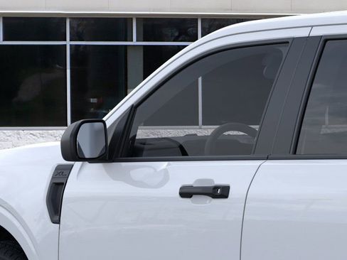 New 2025 Ford Maverick XL image 21