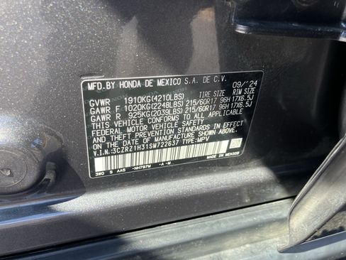 Certified 2025 Honda HR-V LX image 35