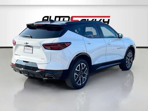 Used 2024 Chevrolet Blazer RS w/ Driver Confidence II Package AWD/4WD image 7