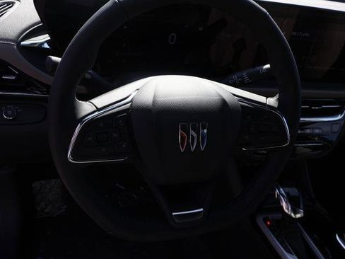 New 2026 Buick Envista Avenir FWD image 25