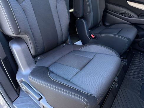 Certified 2022 Subaru Ascent Premium w/ Convenience Package image 21