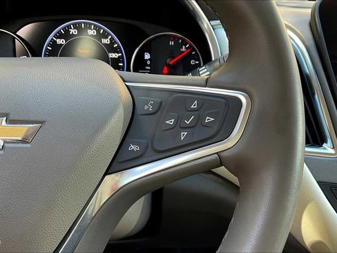 Used 2024 Chevrolet Malibu LT image 20