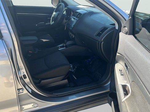 Used 2019 Mitsubishi Outlander Sport ES FWD image 14