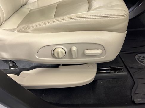 Used 2018 Buick Enclave Premium image 8