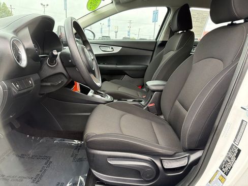 Used 2024 Kia Forte LXS FWD image 15
