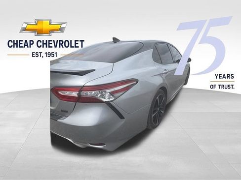 Used 2019 Toyota Camry XSE FWD image 6