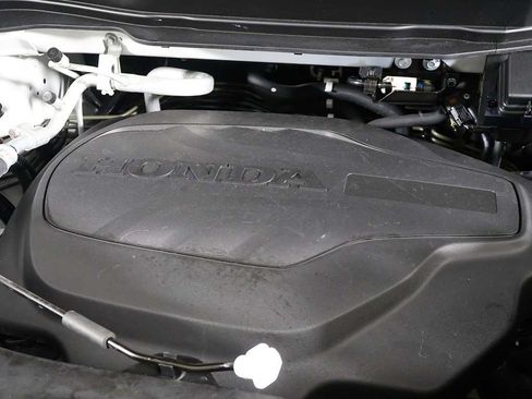 Used 2023 Honda Ridgeline Sport image 14