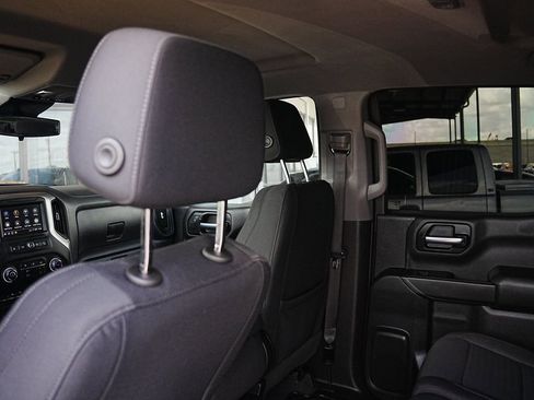 Used 2023 Chevrolet Silverado 1500 Custom AWD/4WD image 18