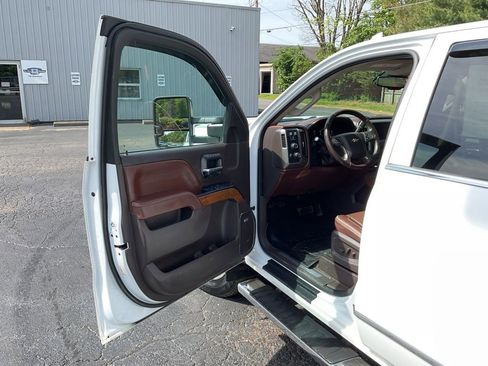 Used 2016 Chevrolet Silverado 3500 High Country w/ Duramax Plus Package AWD/4WD image 42