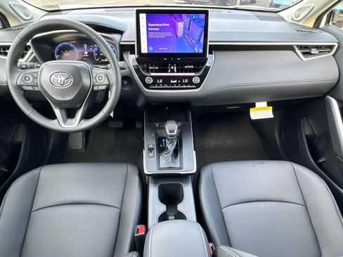 New 2026 Toyota Corolla Cross XLE FWD image 21