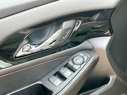 Used 2023 Chevrolet Traverse RS w/ LPO, Cargo Package image 18